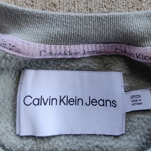 Calvin Klein Sweatshirt CK Classic Crewneck Sweater Gray Pullover Womens Small S - Picture 3 of 8